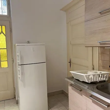 Apartment Authentic Buda Budapest