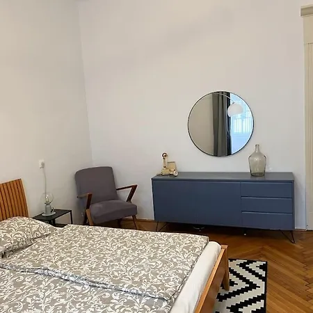 Authentic Buda Apartment